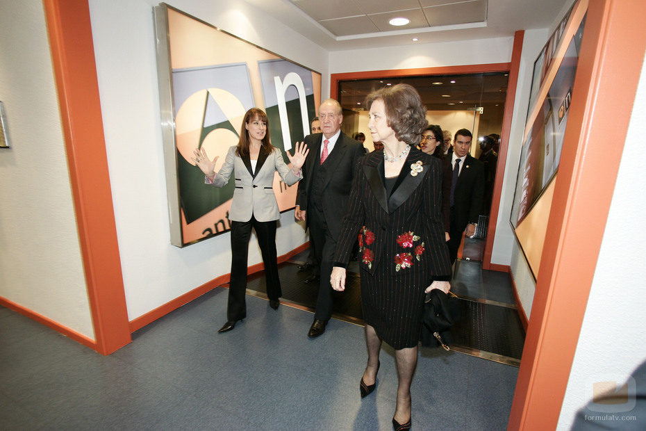 Los Reyes por los pasillos de Antena 3