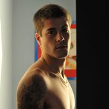 Luis Fernández 'Perla' desnudo