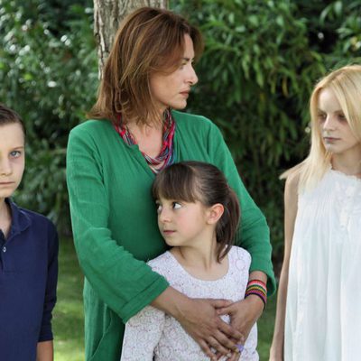 Clara y Ana y Elisa y Raúl