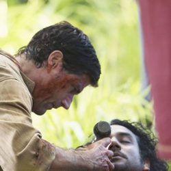 Jack intenta salvar a Sayid en 'LA X'