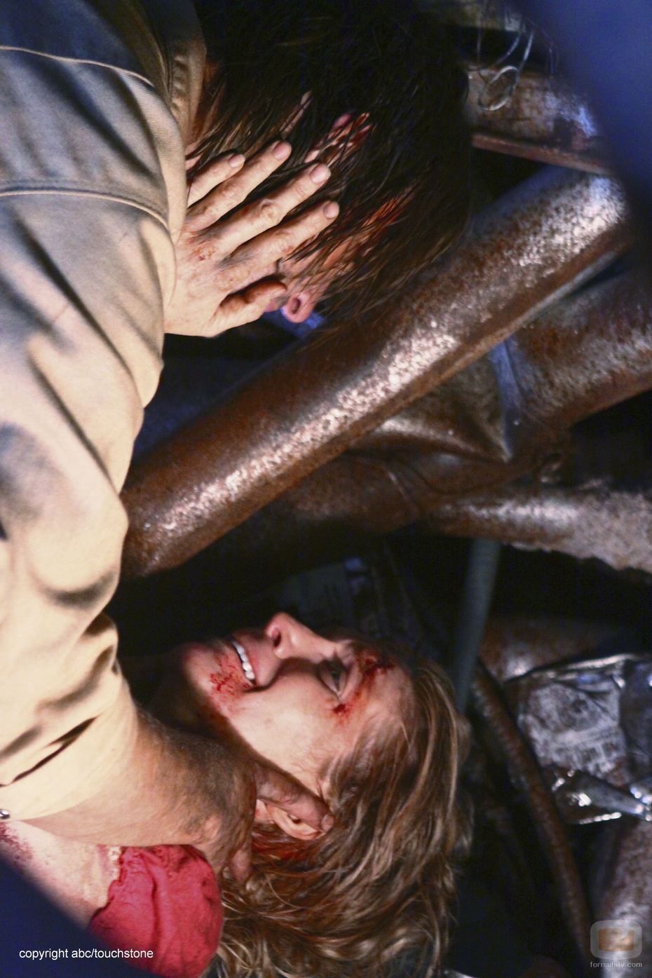 Sawyer y Juliet se miran por última vez