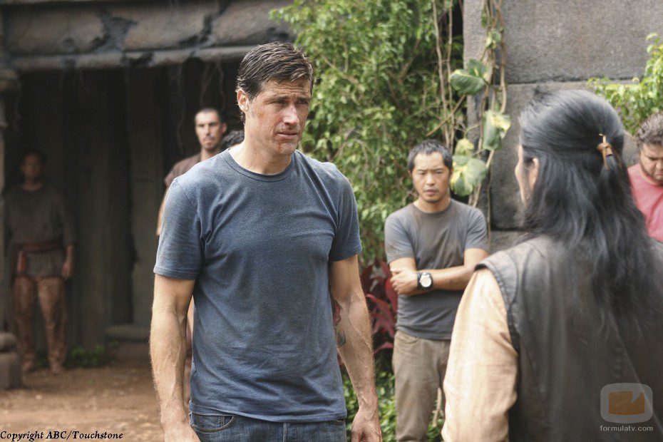 Jack habla con Dogen en la sexta temporada de 'Perdidos'