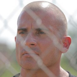 El actor Lincoln Burrows en la serie 'Prison Break'