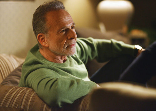 Ron Rifkin en "Malas noticias" de 'Cinco hermanos'