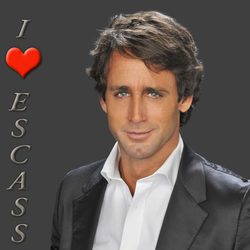 Álvaro Muñoz Escassi nos presenta su nuevo reality de Telecinco