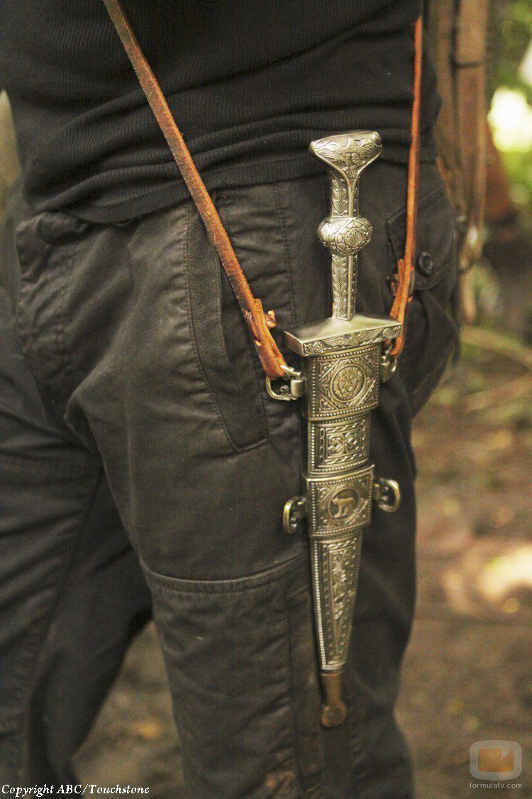 Detalle del puñal que, según Dogen, destruye al 'Humo Negro'