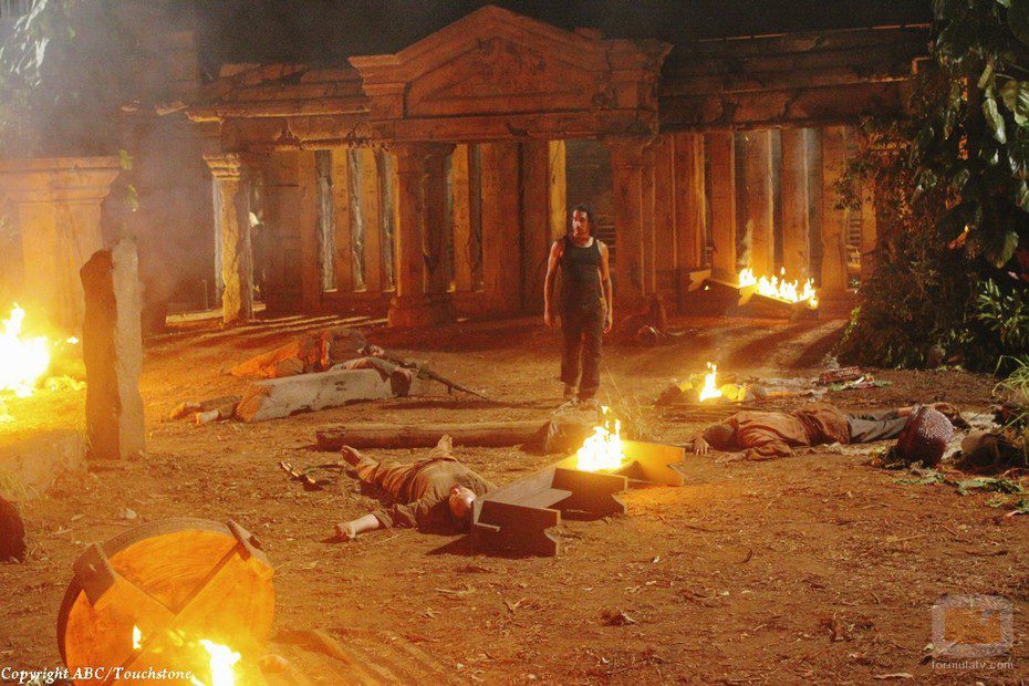 Sayid sale del Templo entre cadáveres