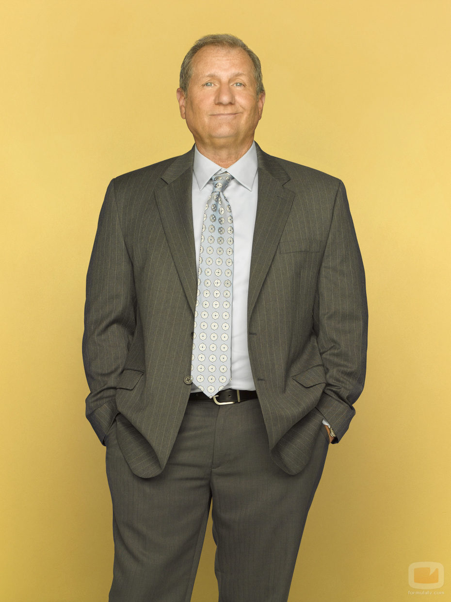 Ed O'Neill es Jay Pritchett