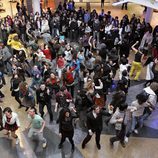 Flashmob de 'Glee' en Madrid con los actores de 'FoQ'