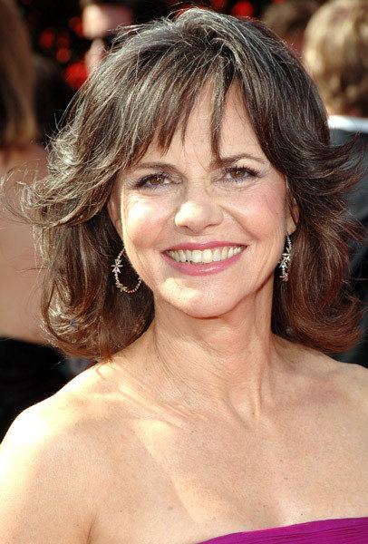 Sally Field en la alfombra roja de los Premios Emmy de 2007