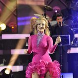 Carmen Lomana baila una samba en 'MQB'