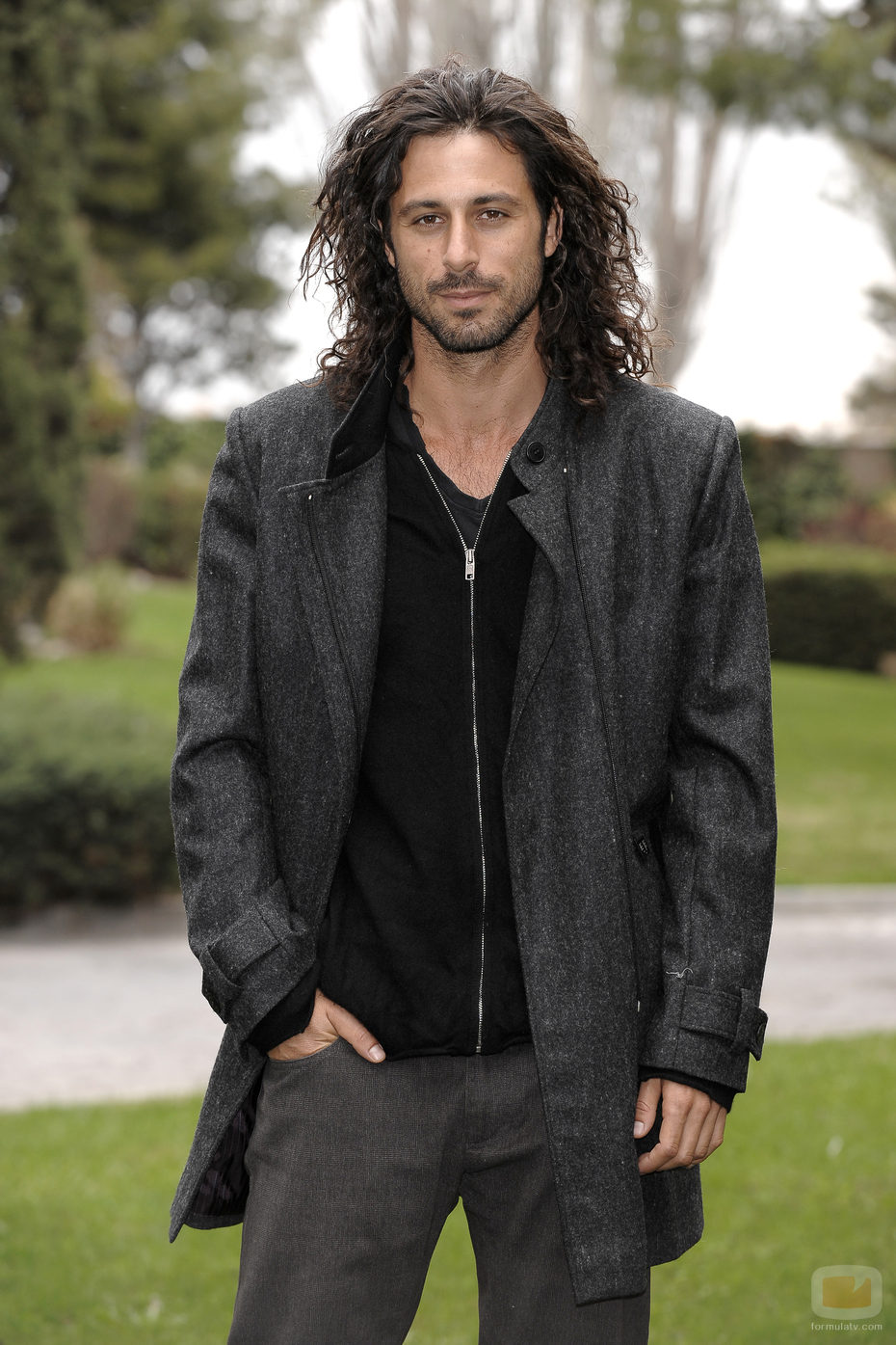 Hugo Silva luce un nuevo look
