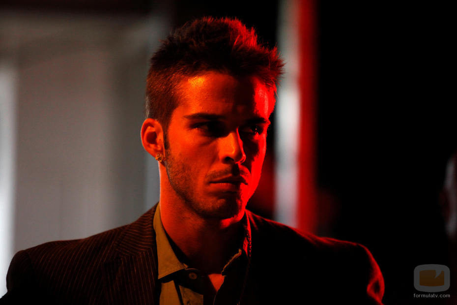 Álex Barahona en una foto promocional de la TV "El Gordo: una historia verdadera"