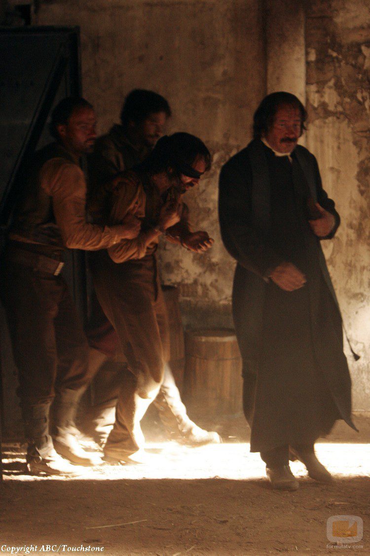 Ricardo Alpert es conducido a su nuevo dueño