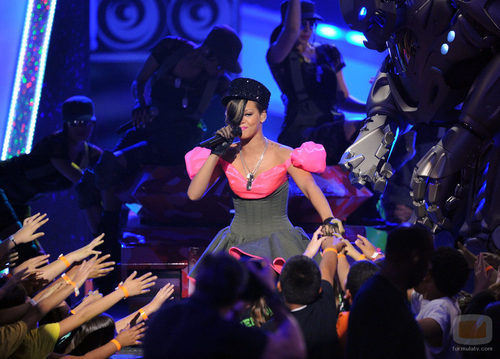 Rihanna en los Kids Choice Awards 2010