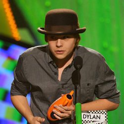 Dylan Sprouse, Mejor Actor de Televisión