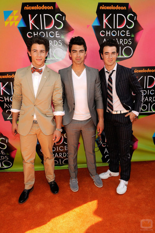 Los Jonas Brothers en los Kids Choice Awards 2010
