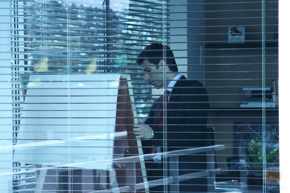 Hugo Silva en el primer capítulo de 'Karabudjan'