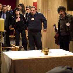 El capítulo "Conexión y agua bendita"