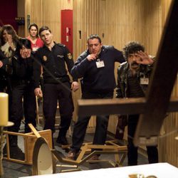 Conexión y agua bendita