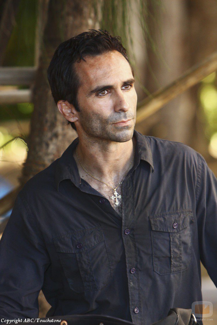 Nestor Carbonell