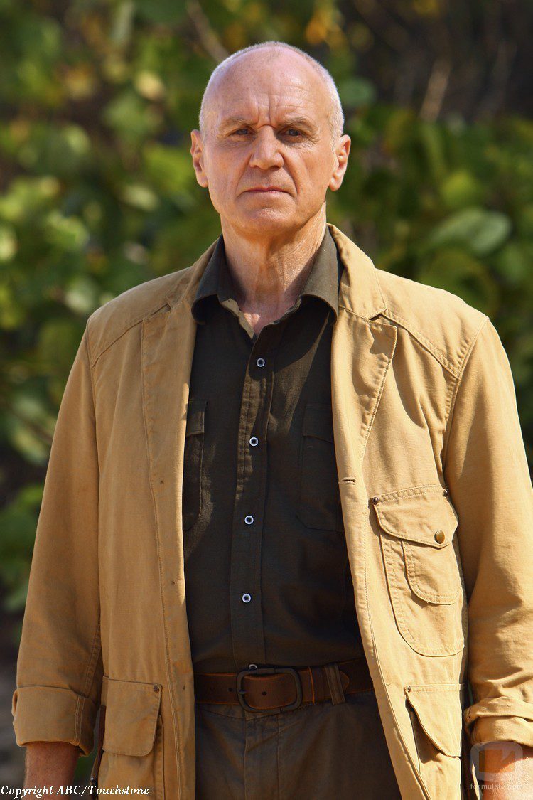 Alan Dale es Charles Widmore