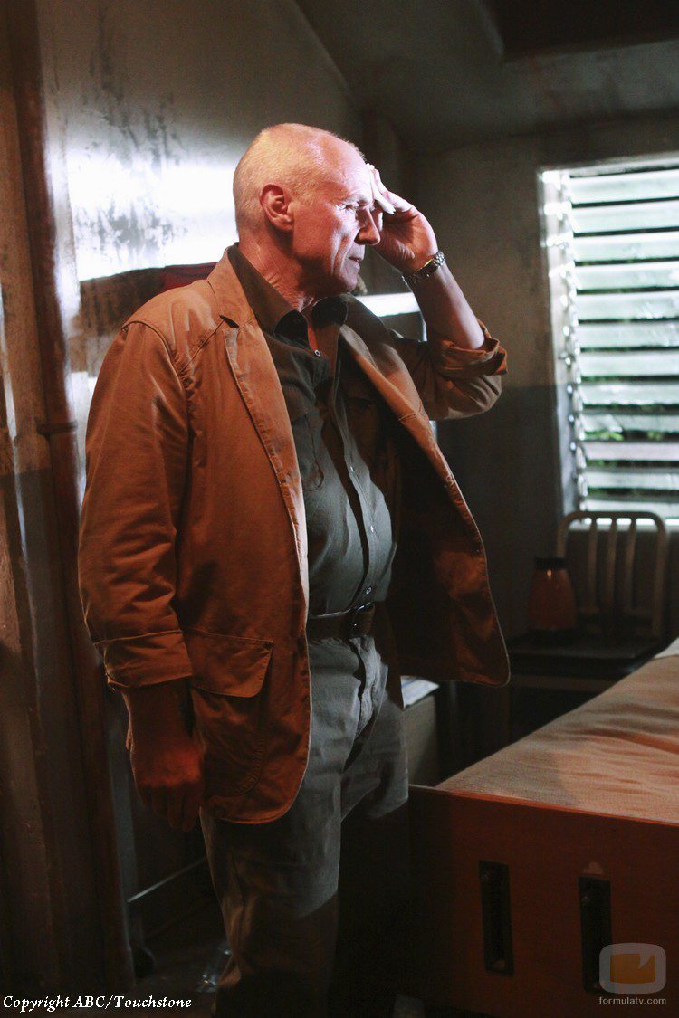 Alan Dale en 'Perdidos'