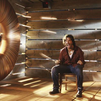 Desmond intenta escapar del generador electromagnético