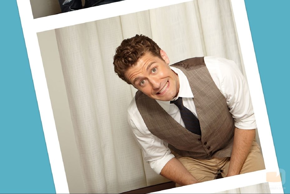 Matthew Morrison sonriente