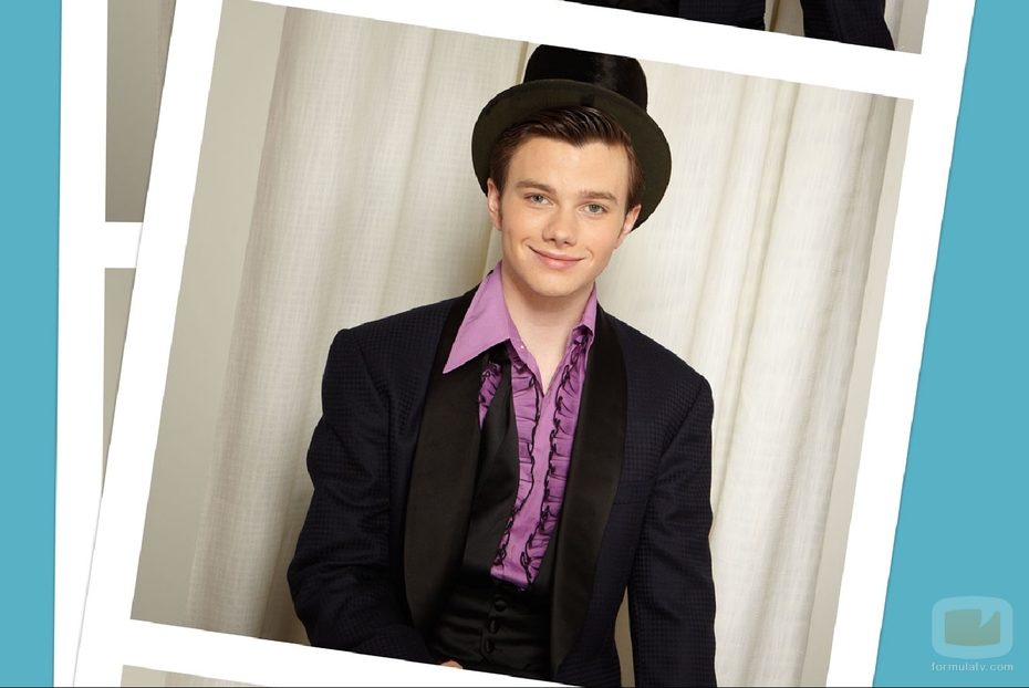 Chris Colfer sonriente