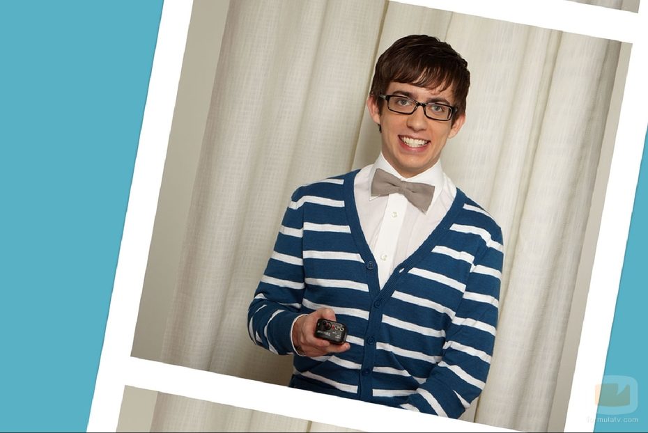 Kevin McHale sonriente