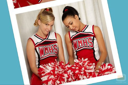 Heather Morris y Naya Rivera modositas