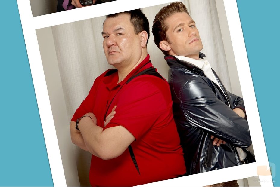 Patrick Gallagher junto a Matthew Morrison