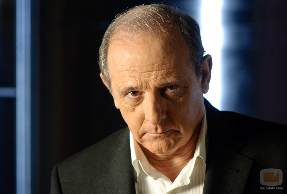 Emilio Gutiérrez Caba hace de Vicente Cortázar
