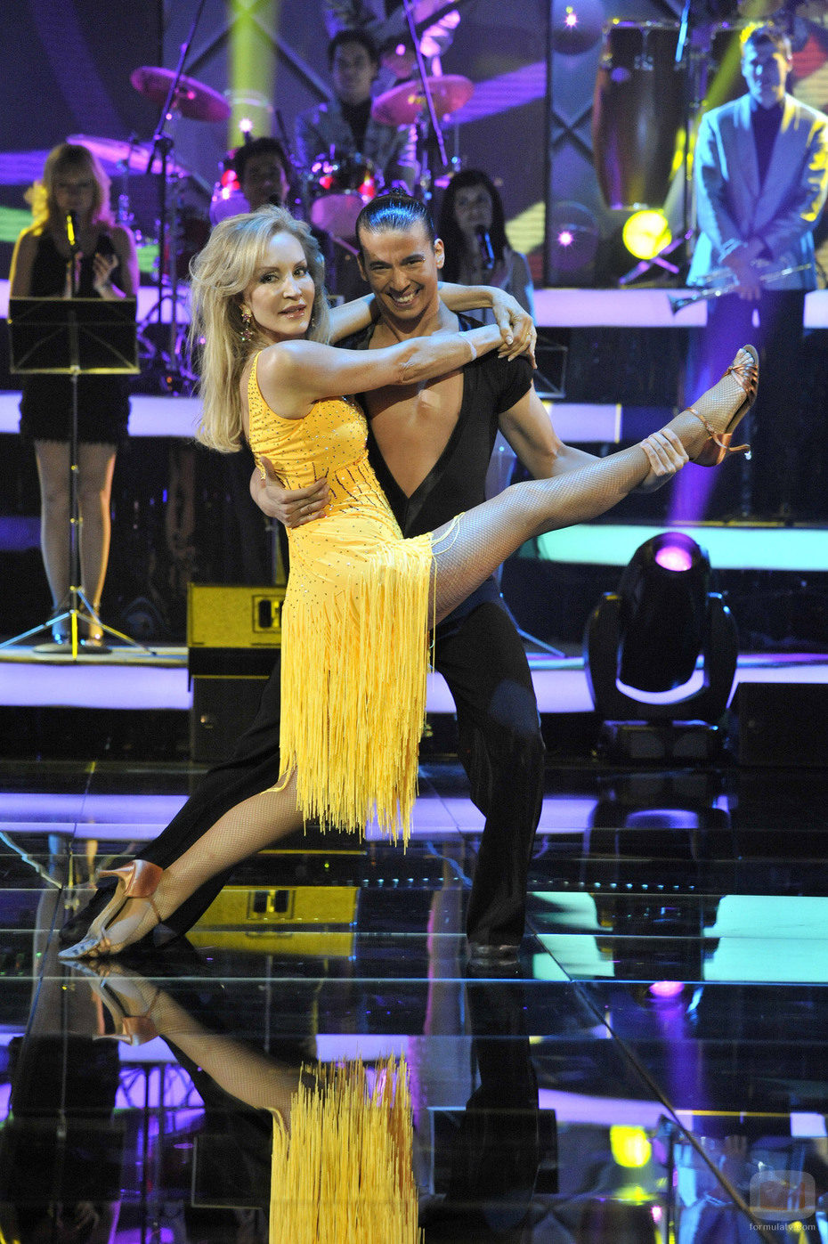 Carmen Lomana baila un merengue en 'MQB'