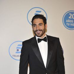 Miguel Ángel Silvestre en la gala 20 años