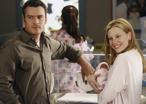 Balthazar Getty y Sarah Jane Morris en 'Cinco hermanos'