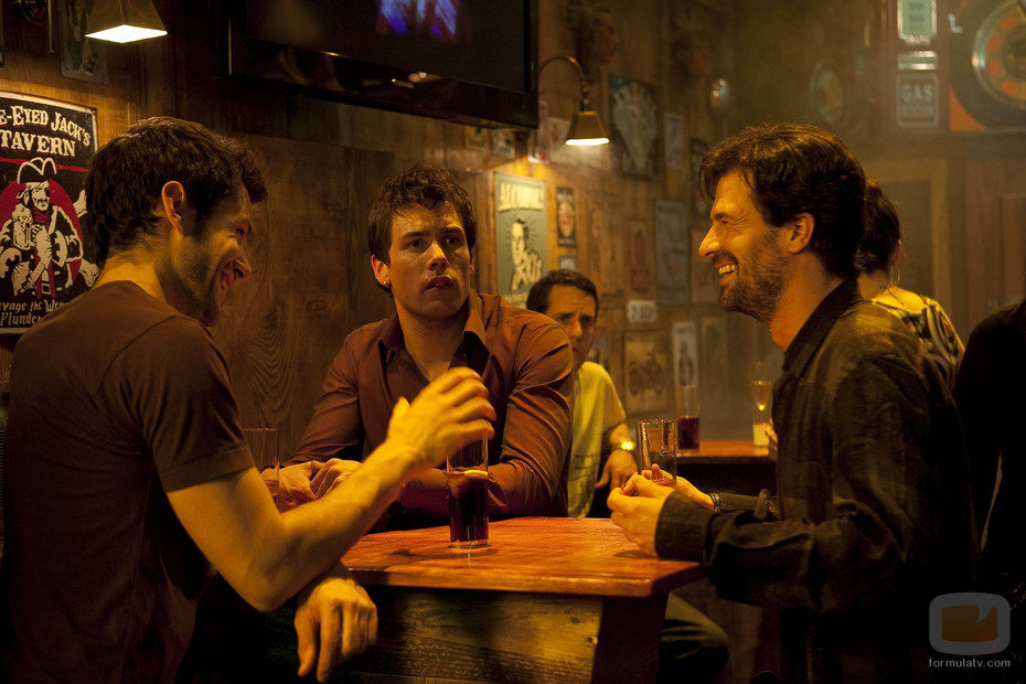 Los 'Gavilanes' en la taberna