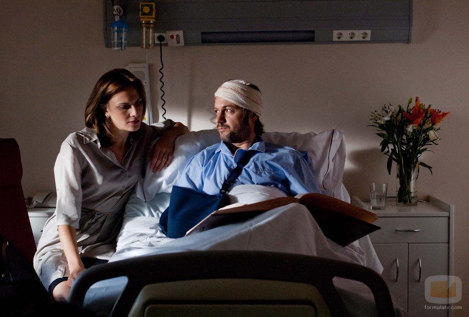 Miguel en el hospital en 'Todos ocultan algo'