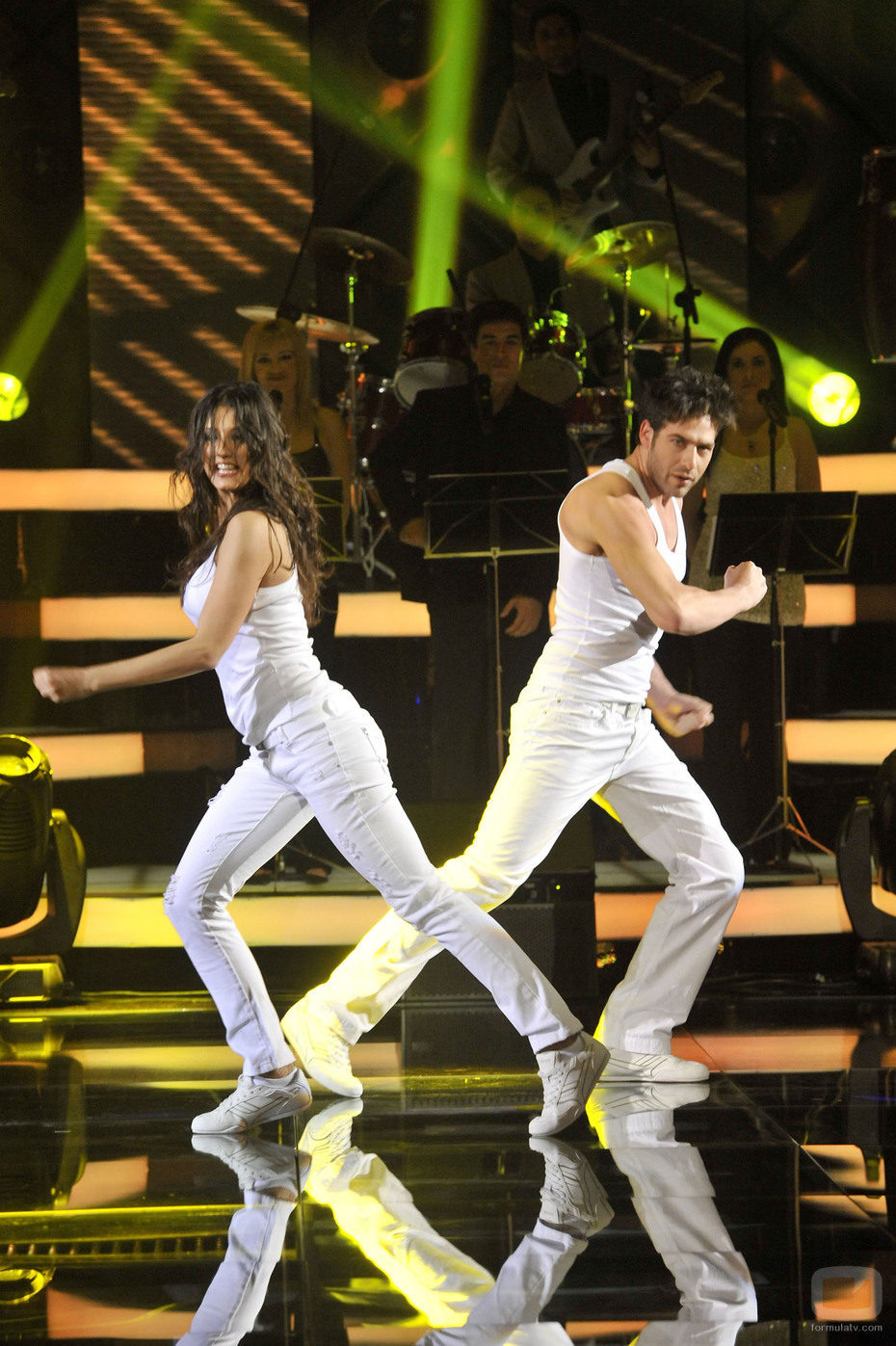 Juan García baila un urban-dance en 'MQB'