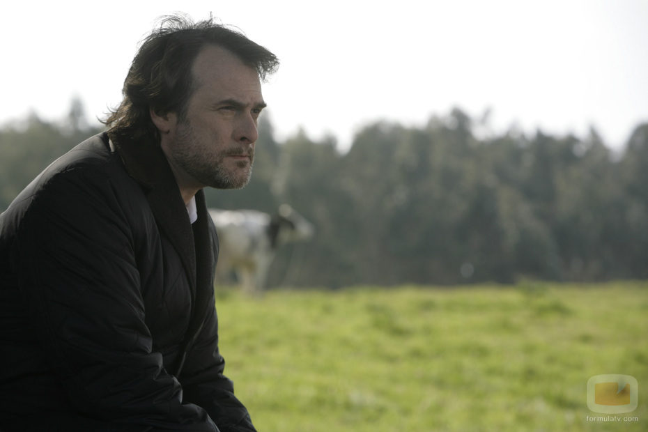 Mario mira al horizonte en 'Doctor Mateo'