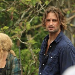 Claire y Sawyer en 'The Candidate'