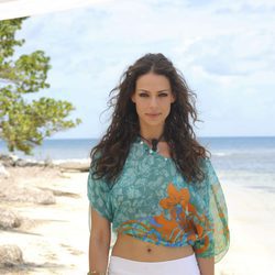 Eva González en la playa de 'Supervivientes'