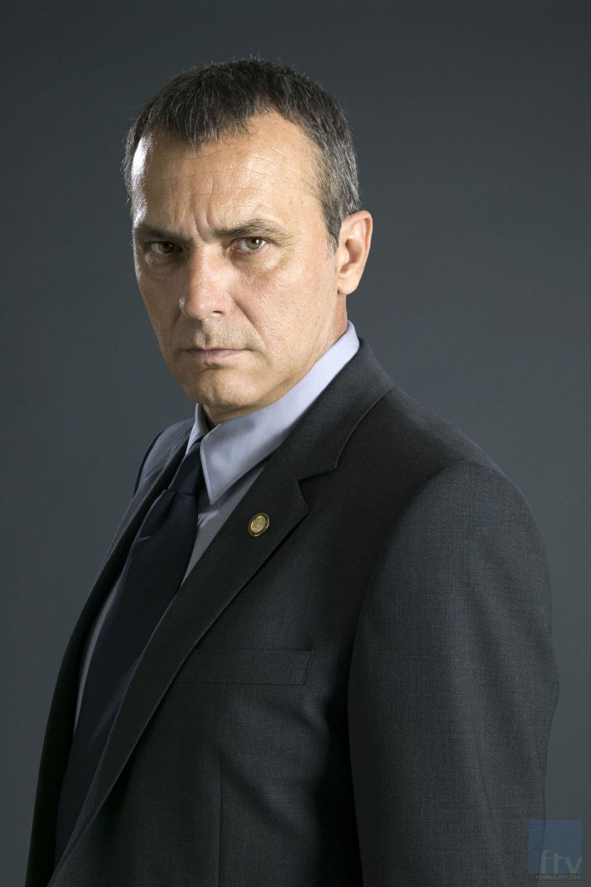 José Coronado posa como Ricardo Ventura