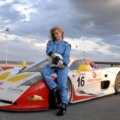 Carolina Alcázar es la presentadora de 'Más que coches'