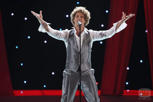 Daniel Diges en su actuación durante Eurovisión 2010