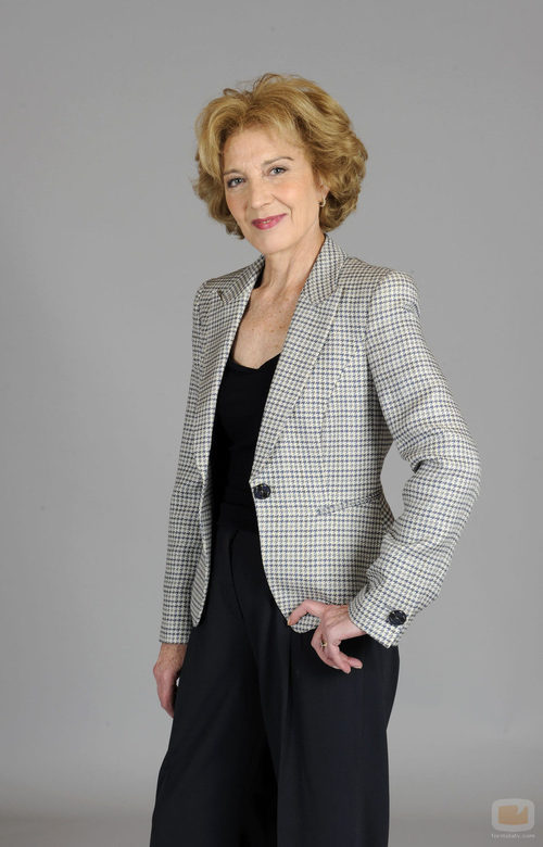 Marisa Paredes es la Reina Sofía