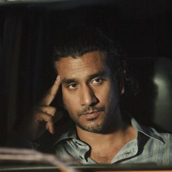 Naveen Andrews en 'The End'