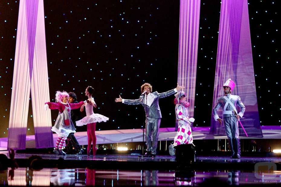 Daniel Diges durante su actuación en Eurovisión 2010