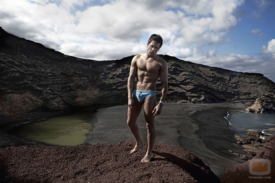 Roger Berruezo en bañador para Shangay Style